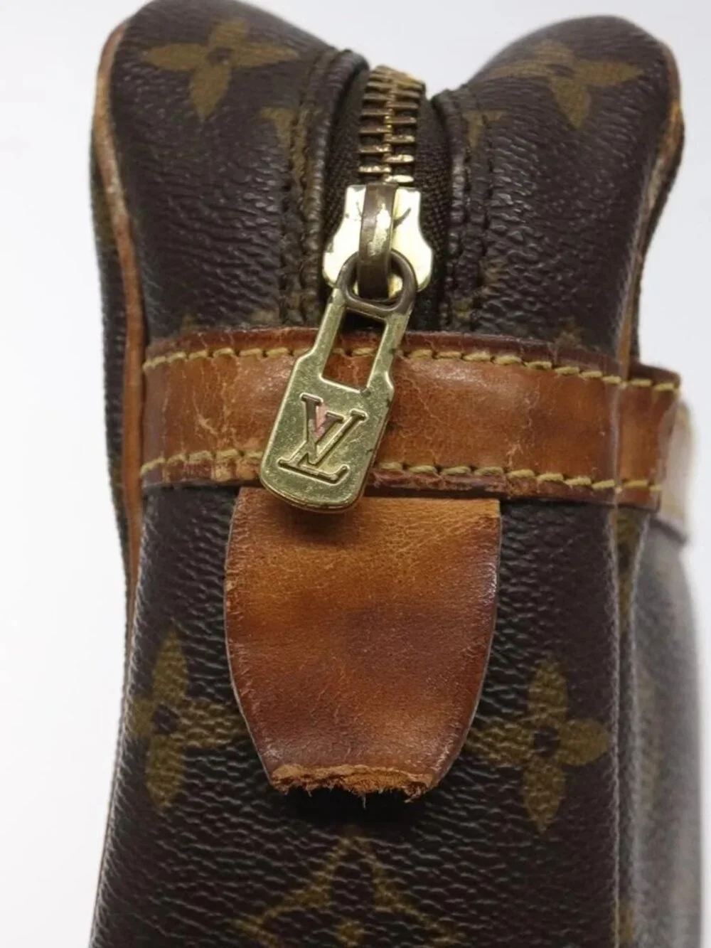 LOUIS VUITTON Monogram Compiegne 28 Clutch Bag M51845 LV Auth
